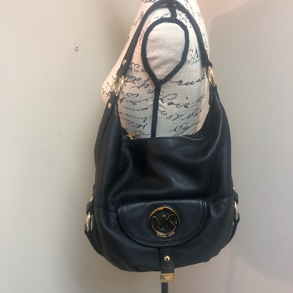 Michael Kors leather bag - Picture 1 of 3